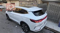 بی وای دی سۆنگ پڵەس